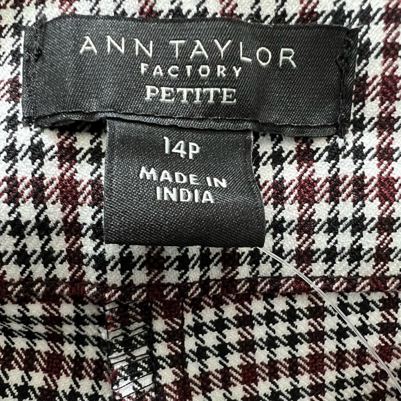 Ann Taylor Factory NEW Black & Burgundy Plaid Ankle Pants Size 14P - Picture 14 of 16